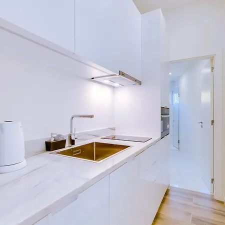 Graceful Studio G24 Lisbon